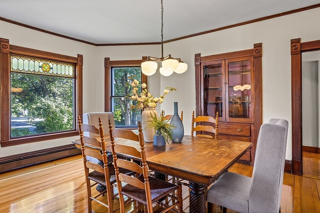 7 Oneil St, Hudson, MA 01749