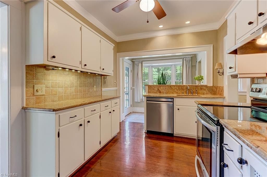 618 Parkway Blvd, Reidsville, NC 27320