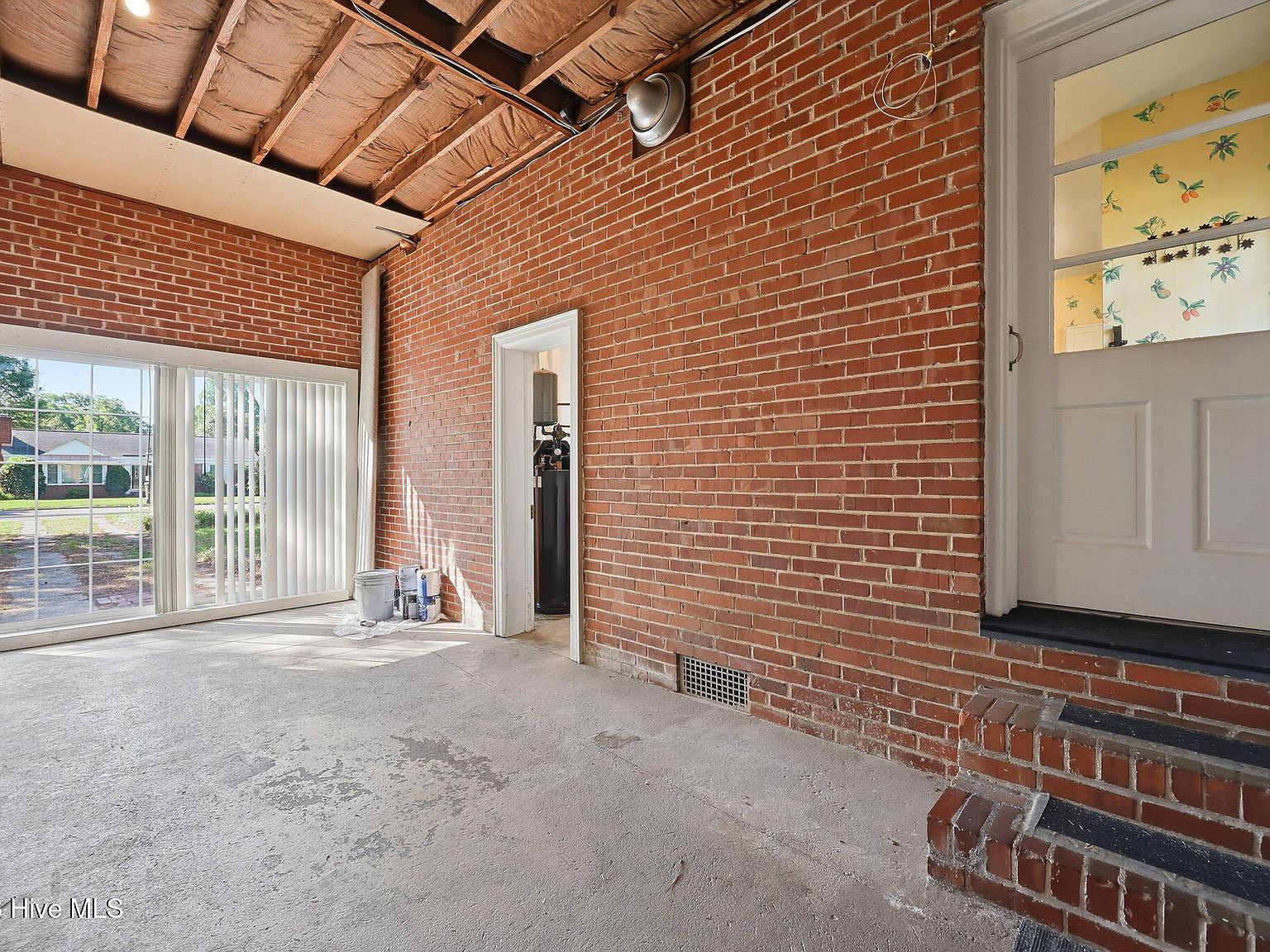 1108 Summit Avenue