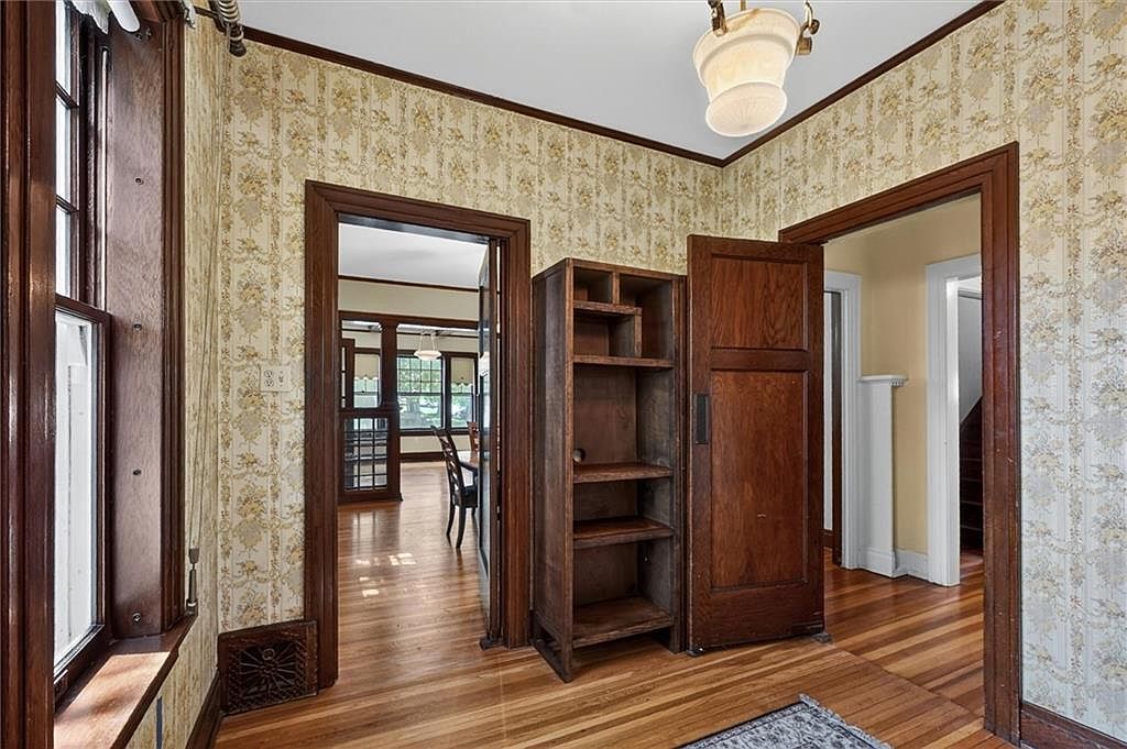 400 E Locust St, Independence, KS 67301