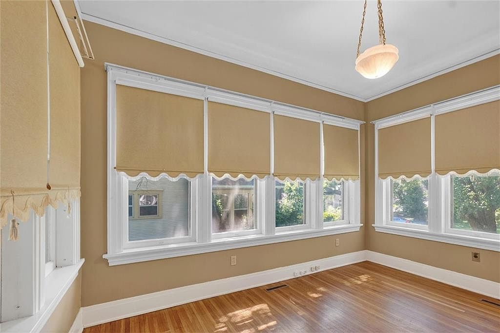 400 E Locust St, Independence, KS 67301