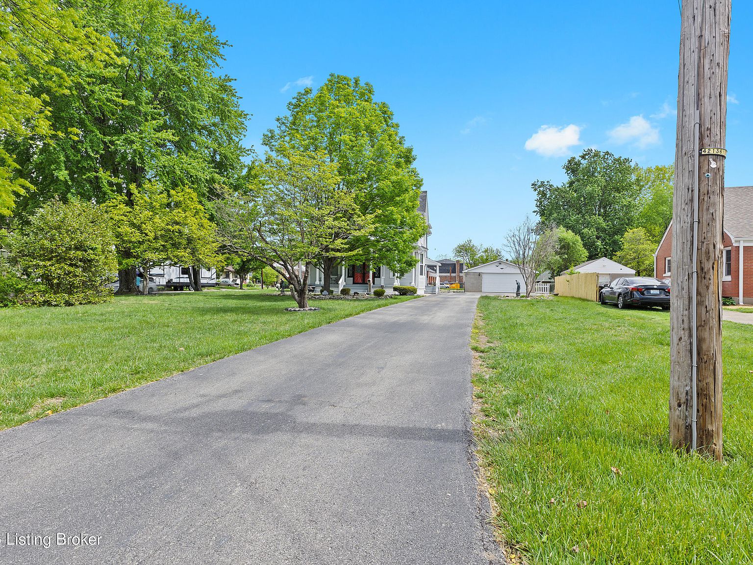 4803 S 6th St, Louisville, KY 40214