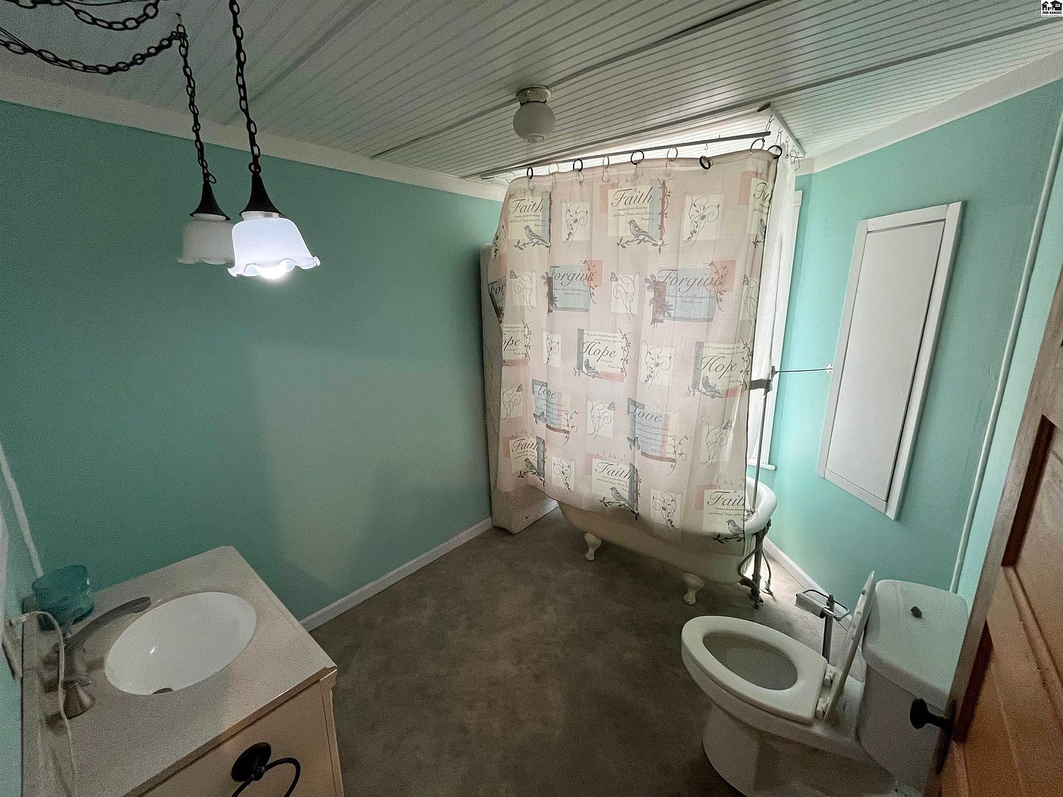 013-825-s-ash-st-mcpherson-ks-67460
