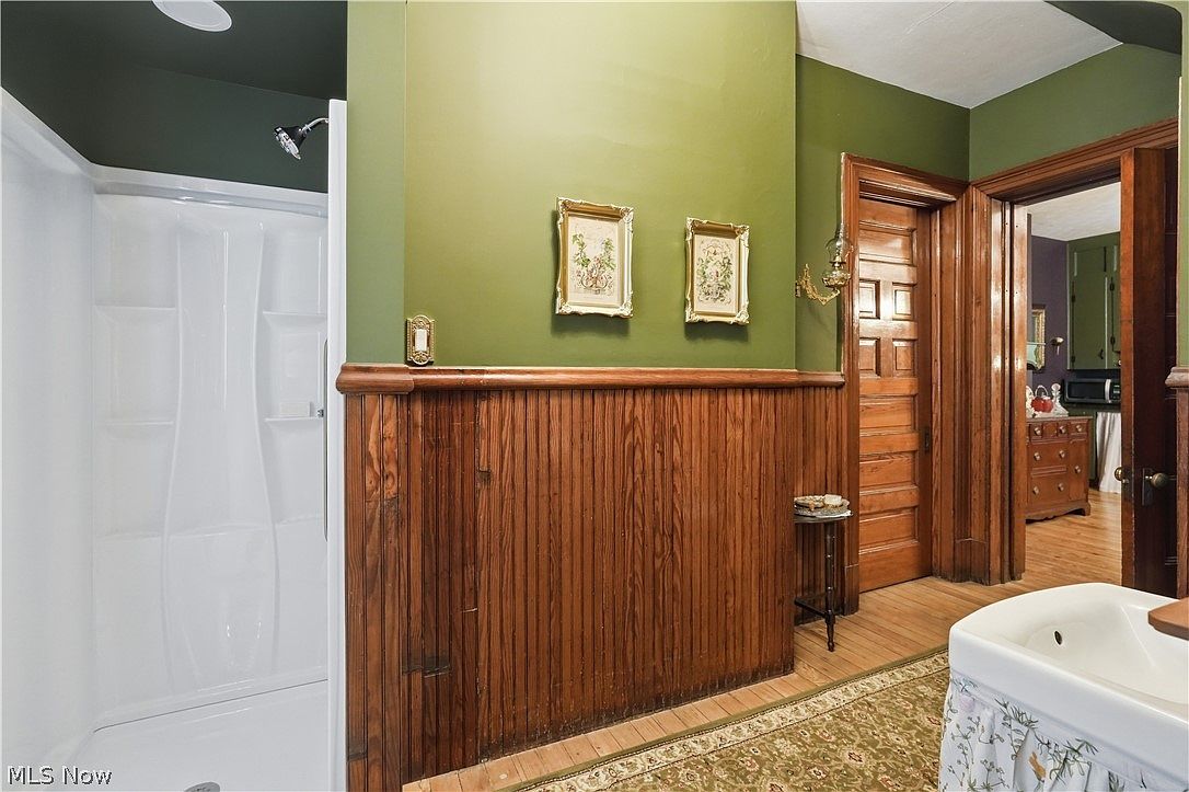 108 W Main St, South Amherst, OH 44001