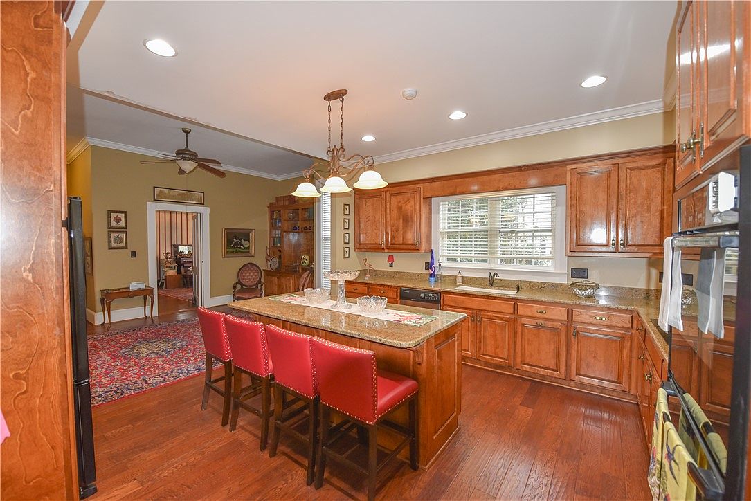 507 N Main St, Abbeville, SC 29620