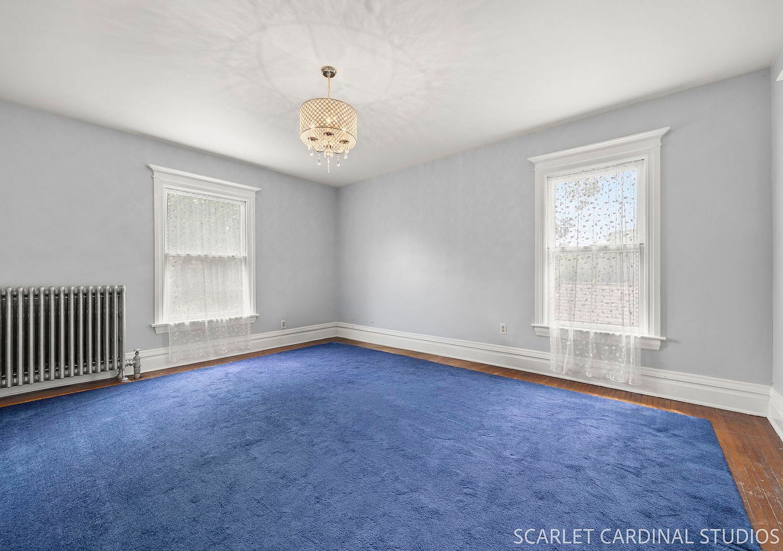 1205 W Downer Pl, Aurora, IL 60506