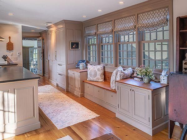 146 Cobbs Bridge Road, New Gloucester, ME 04260