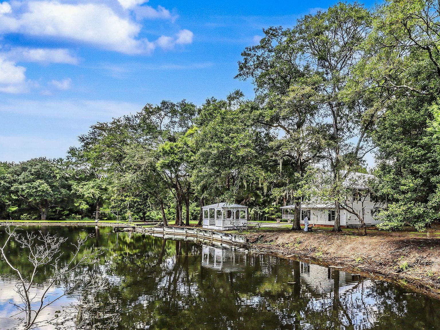 6302 Highway 165, Ravenel, SC 29470