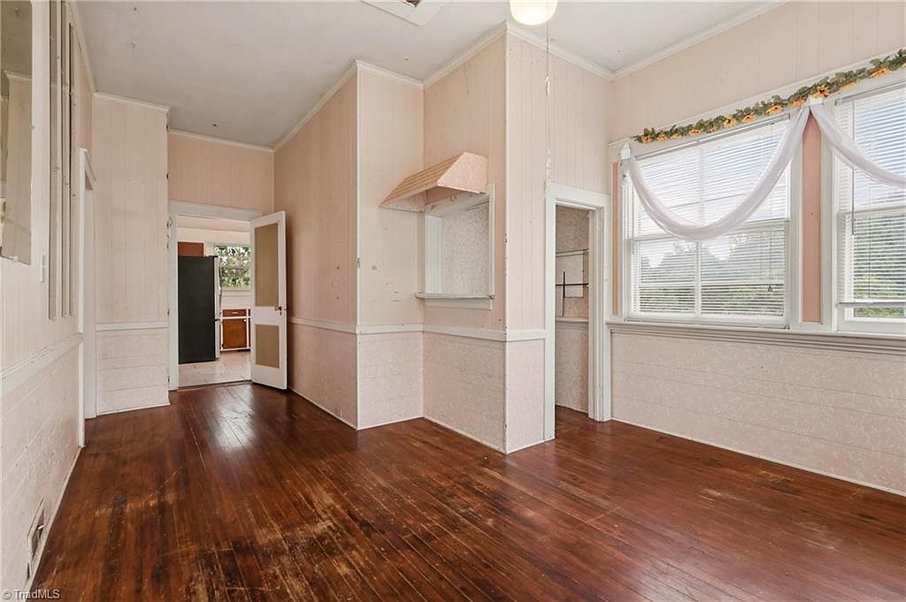 103 N Franklin St, Reidsville, NC 27320