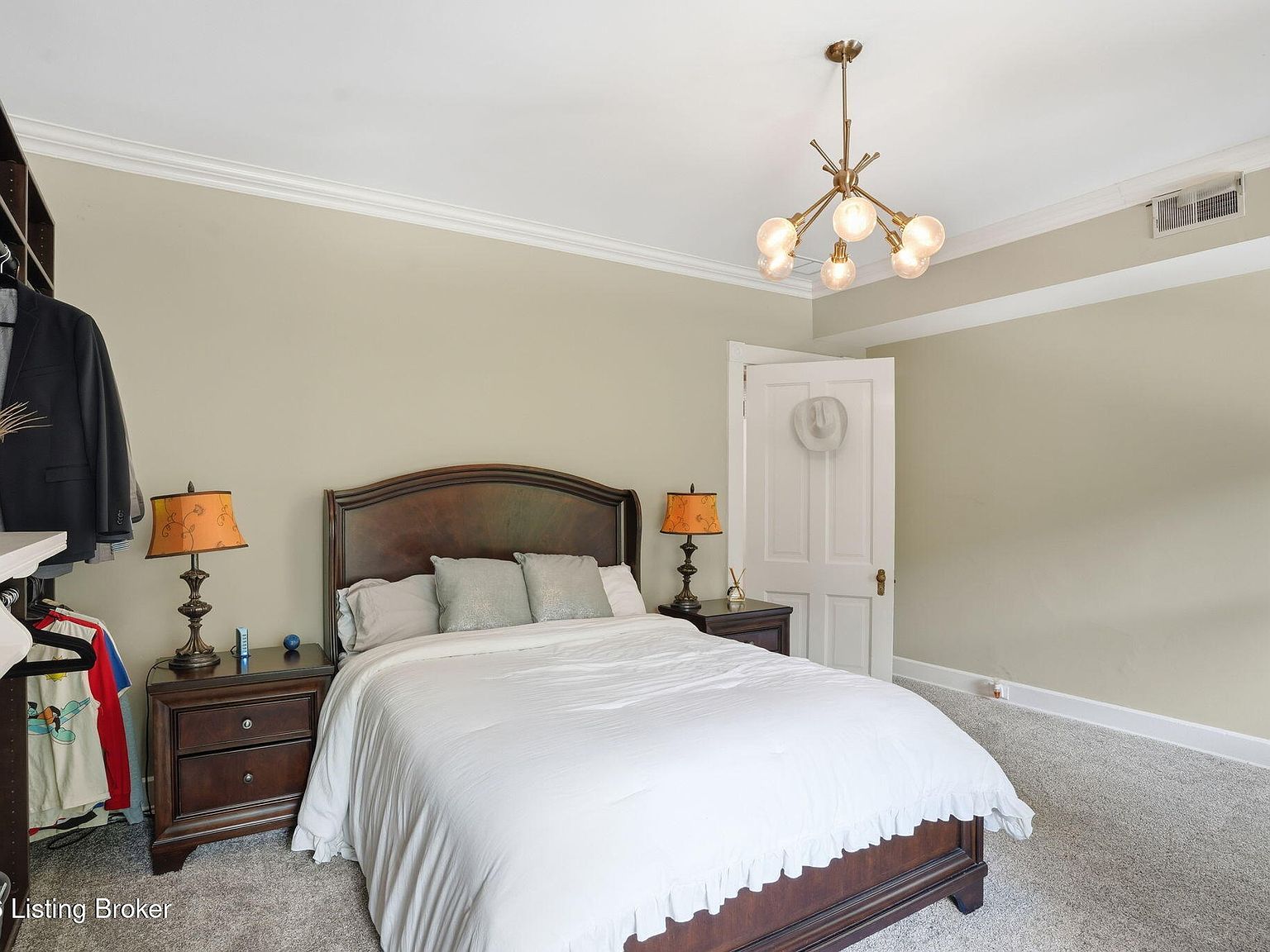 1375 S 4th St, Louisville, KY 40208