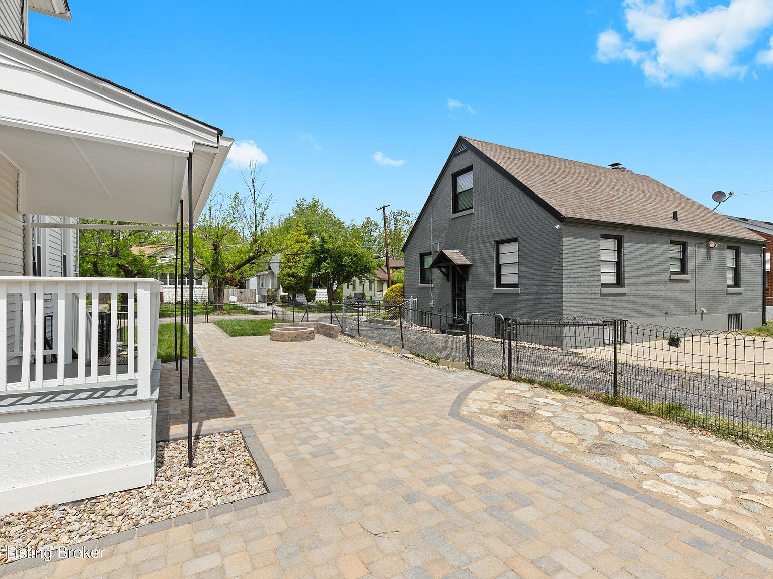 4803 S 6th St, Louisville, KY 40214