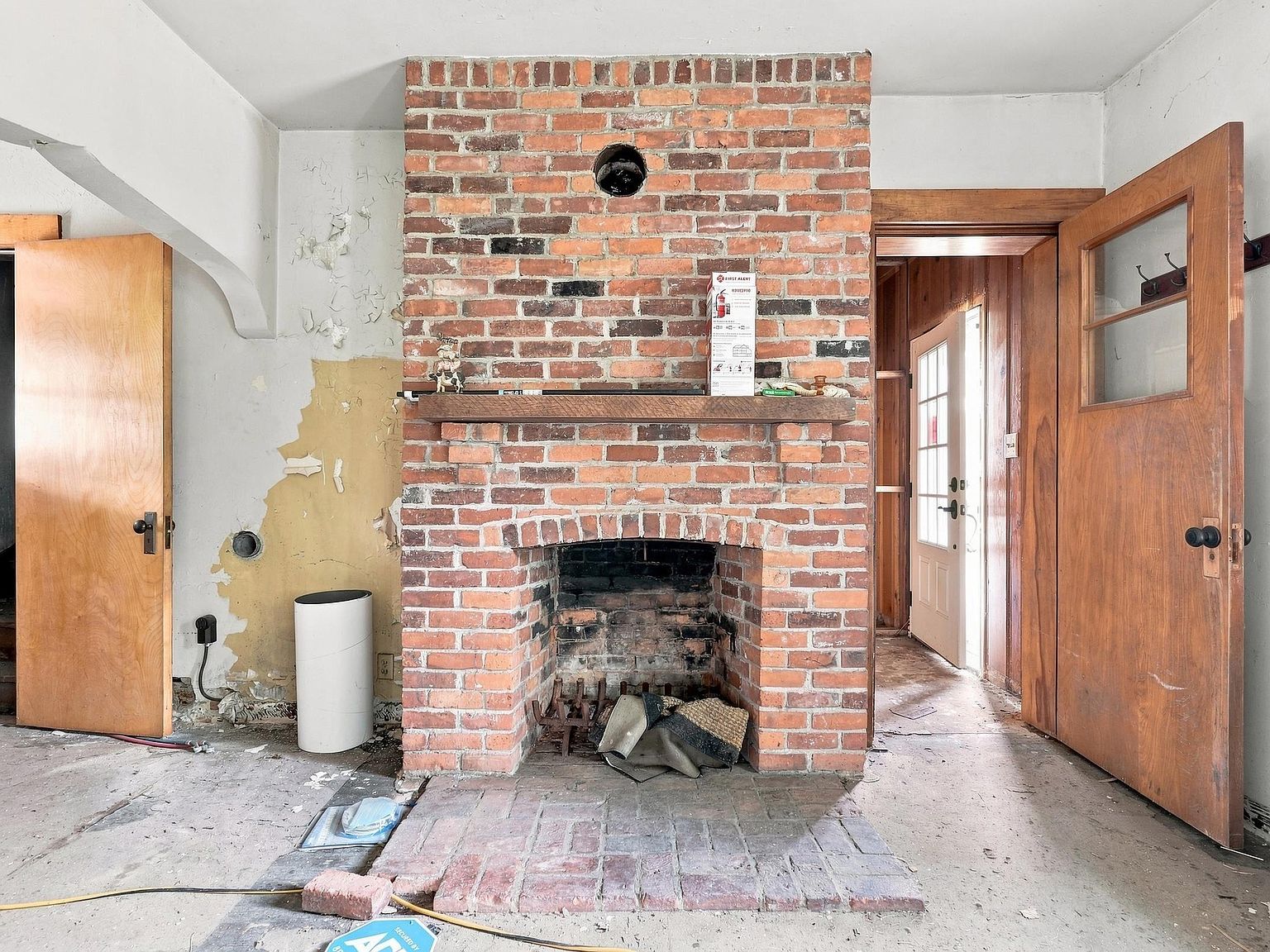 17935 West Rd, Huntertown, IN 46748