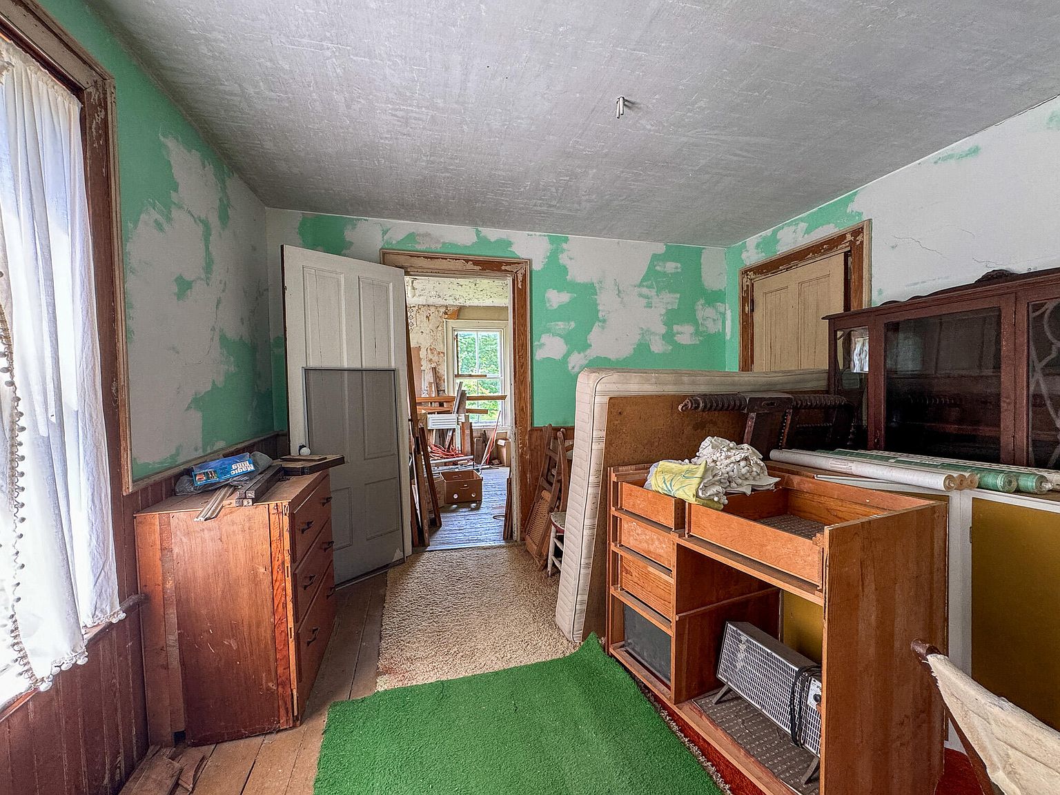 24 Lincoln Road, Enfield, ME 04493