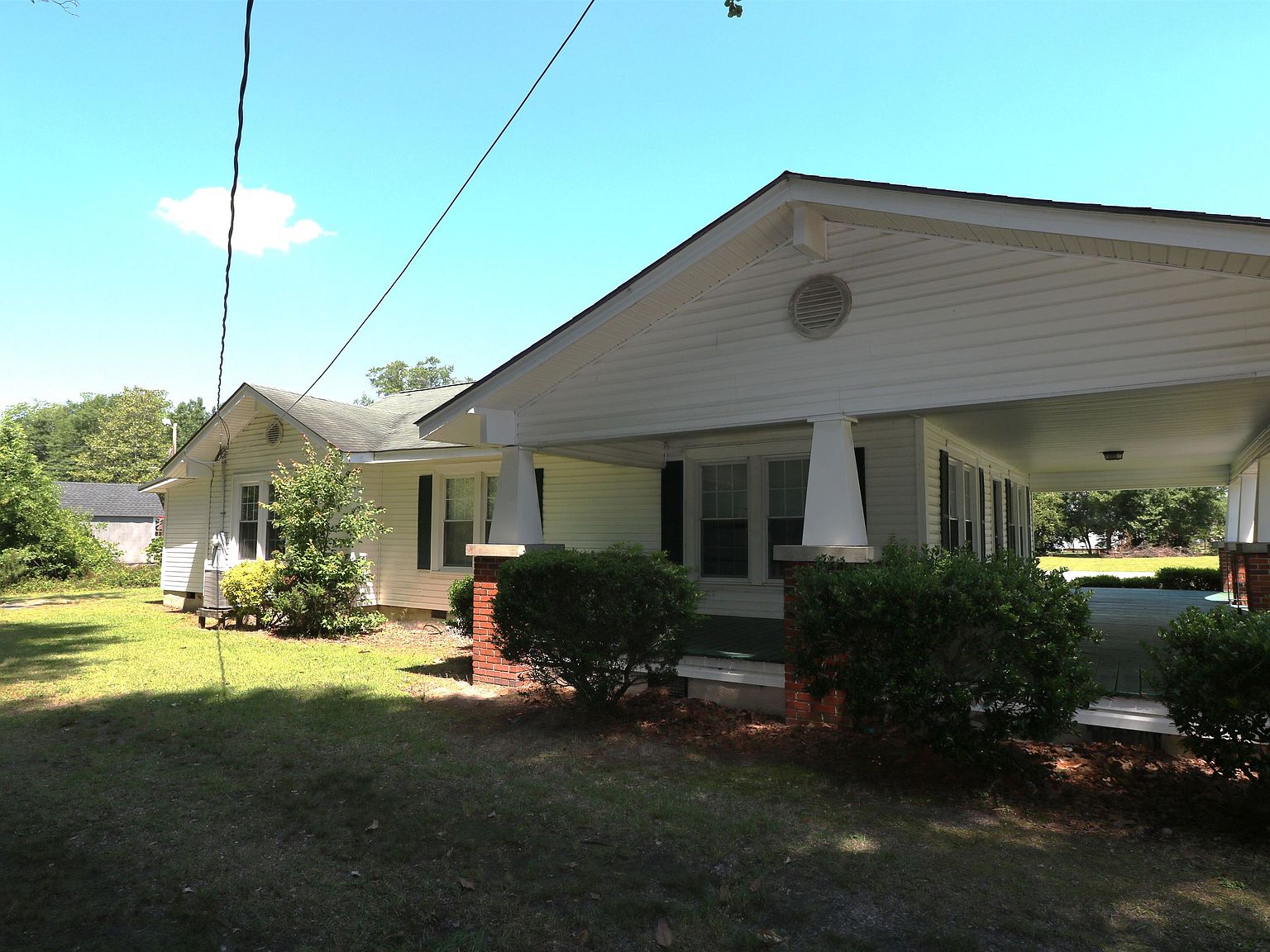 302 S Main St., Lake View, SC 29563
