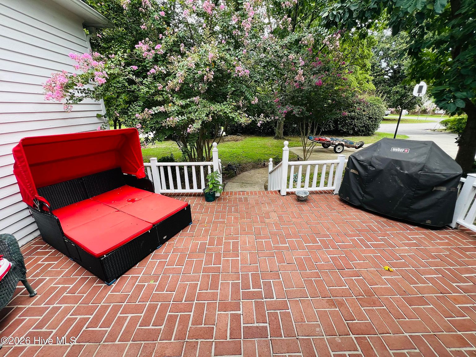 201 N Chestnut Street, Clinton, NC 28328