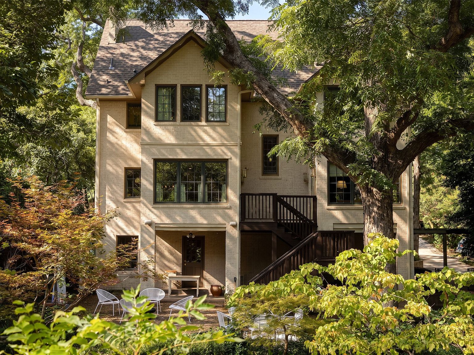 1022 N Montclair Ave, Dallas, TX 75208