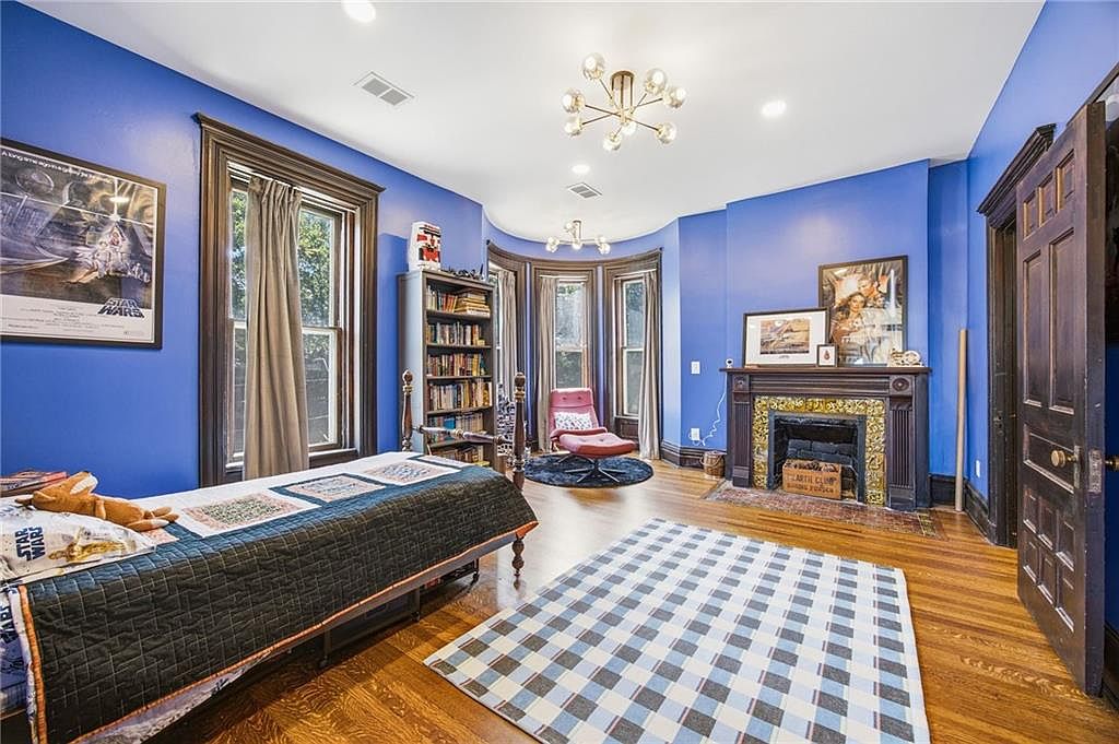 45th image of 1840 Pendleton Ave