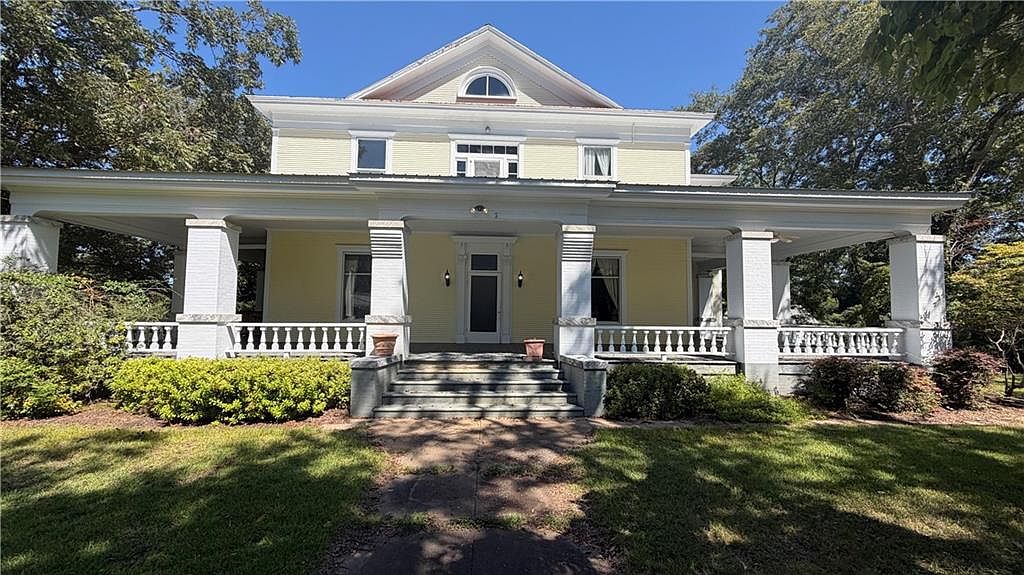 224 Avenue A SE, Lafayette, AL 36862