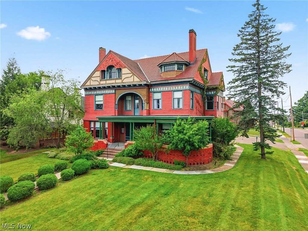 1435 Market Ave N, Canton, OH 44714