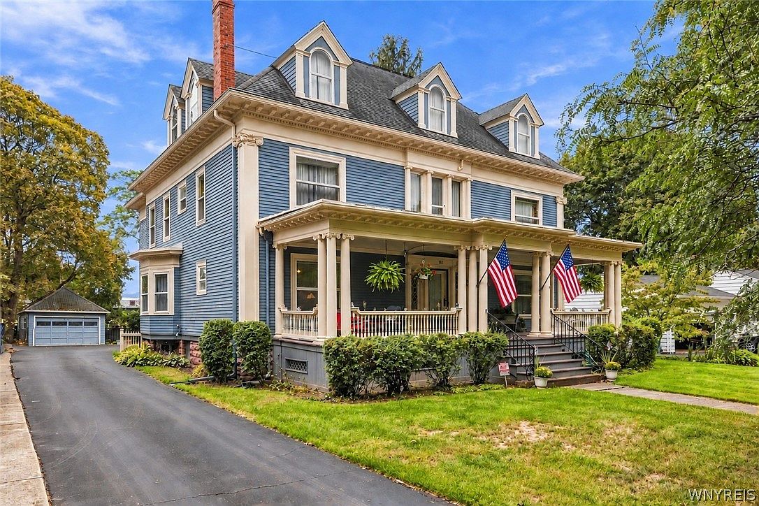 303 Goundry St, North Tonawanda, NY 14120