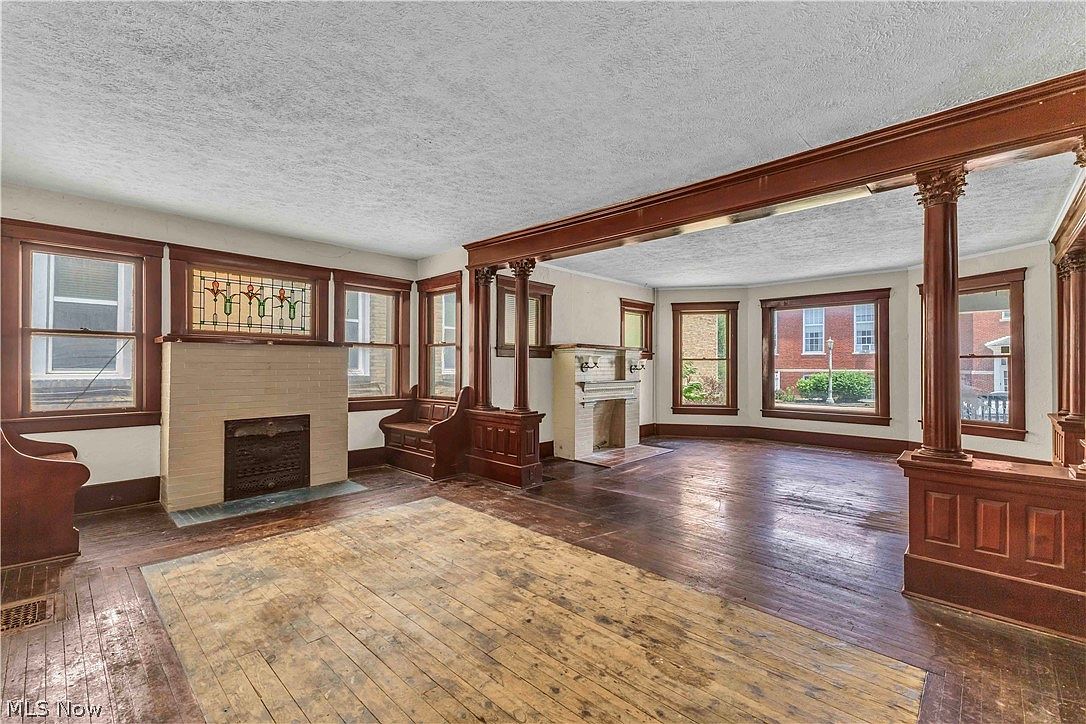 416 Washington Ave, Lorain, OH 44052