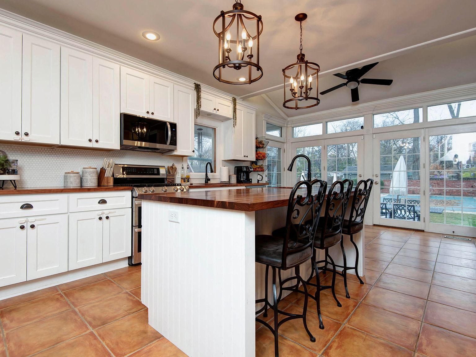 004-1435-e-walnut-street-springfield-mo-65802
