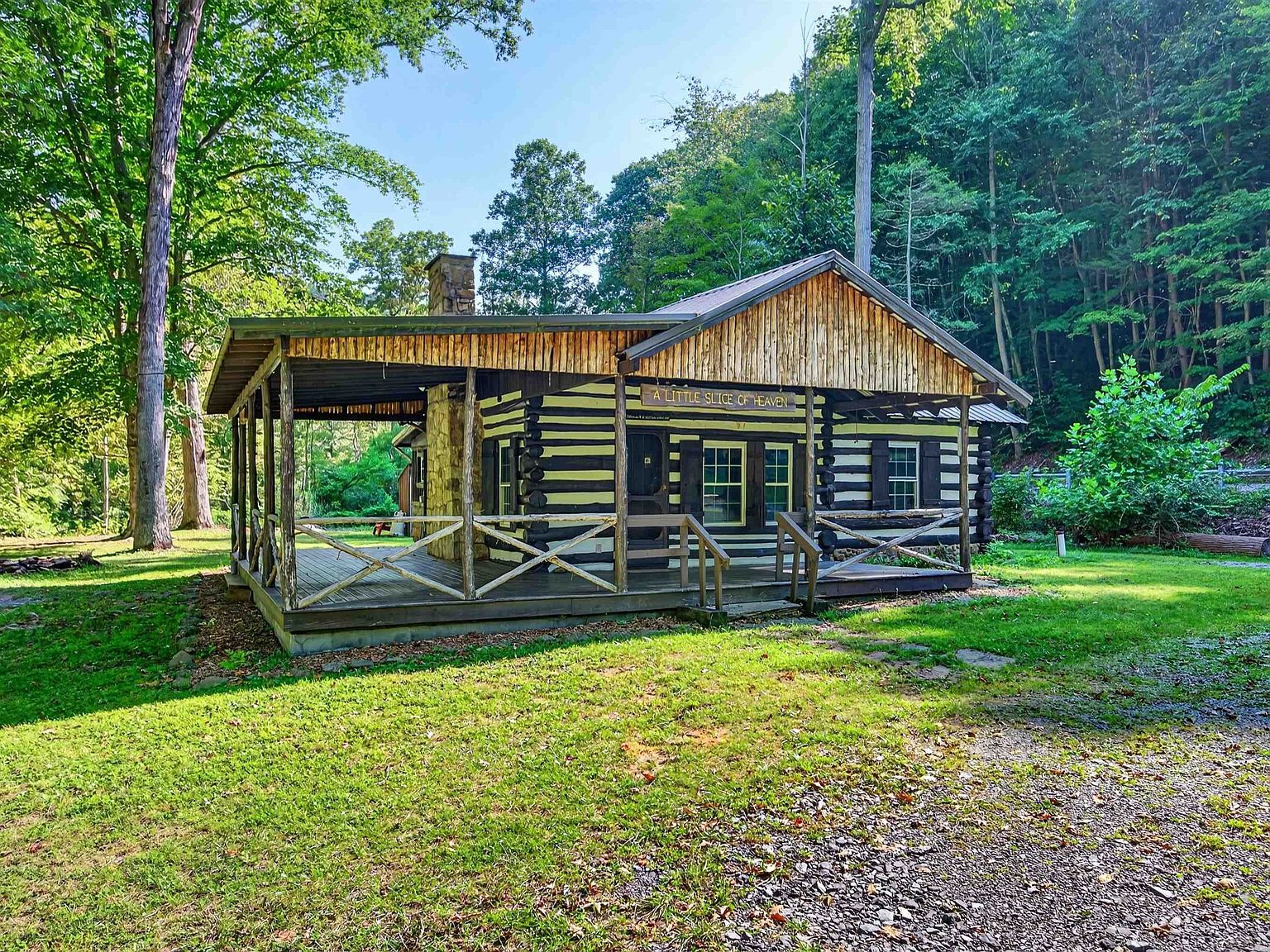 1949 Wolf Creek Hwy, Narrows, VA 24124
