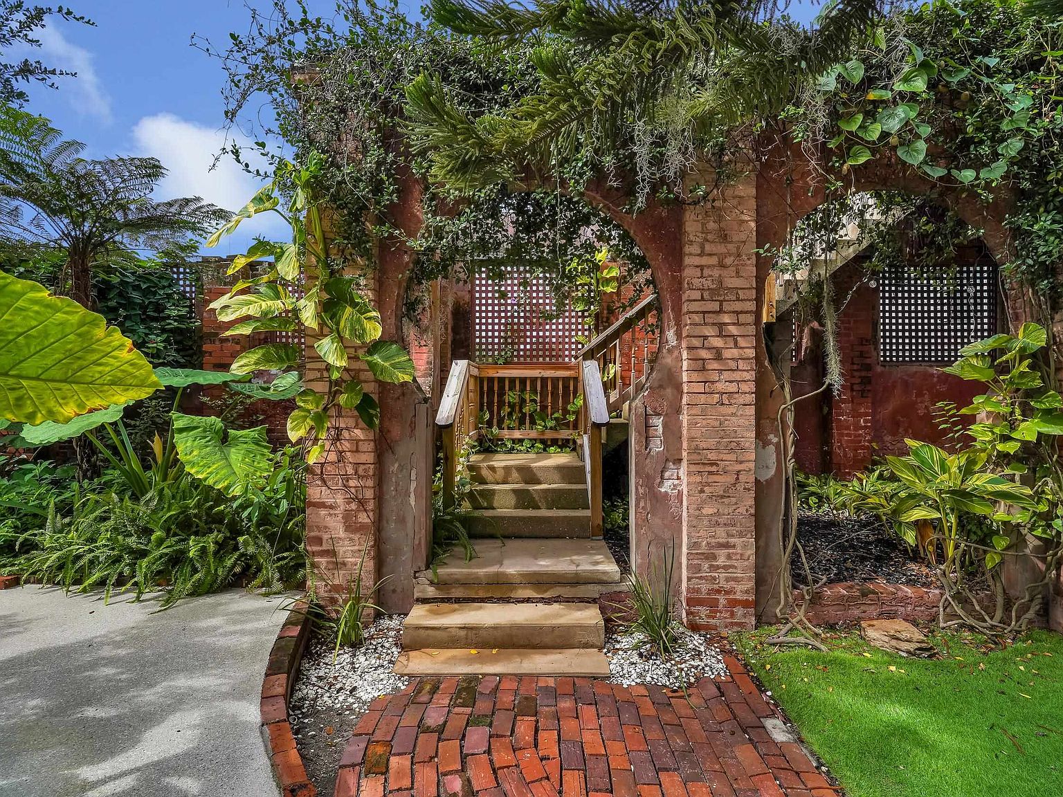 268 Saint George St, Saint Augustine, FL 32084