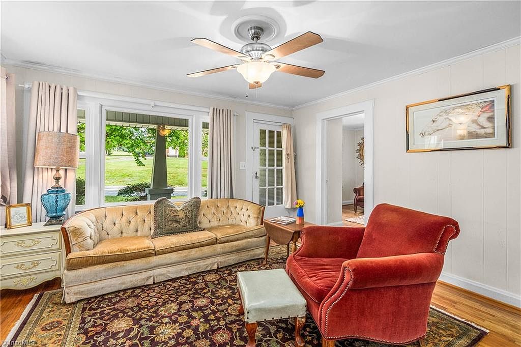 387 Austin Traphill Rd, Elkin, NC 28621