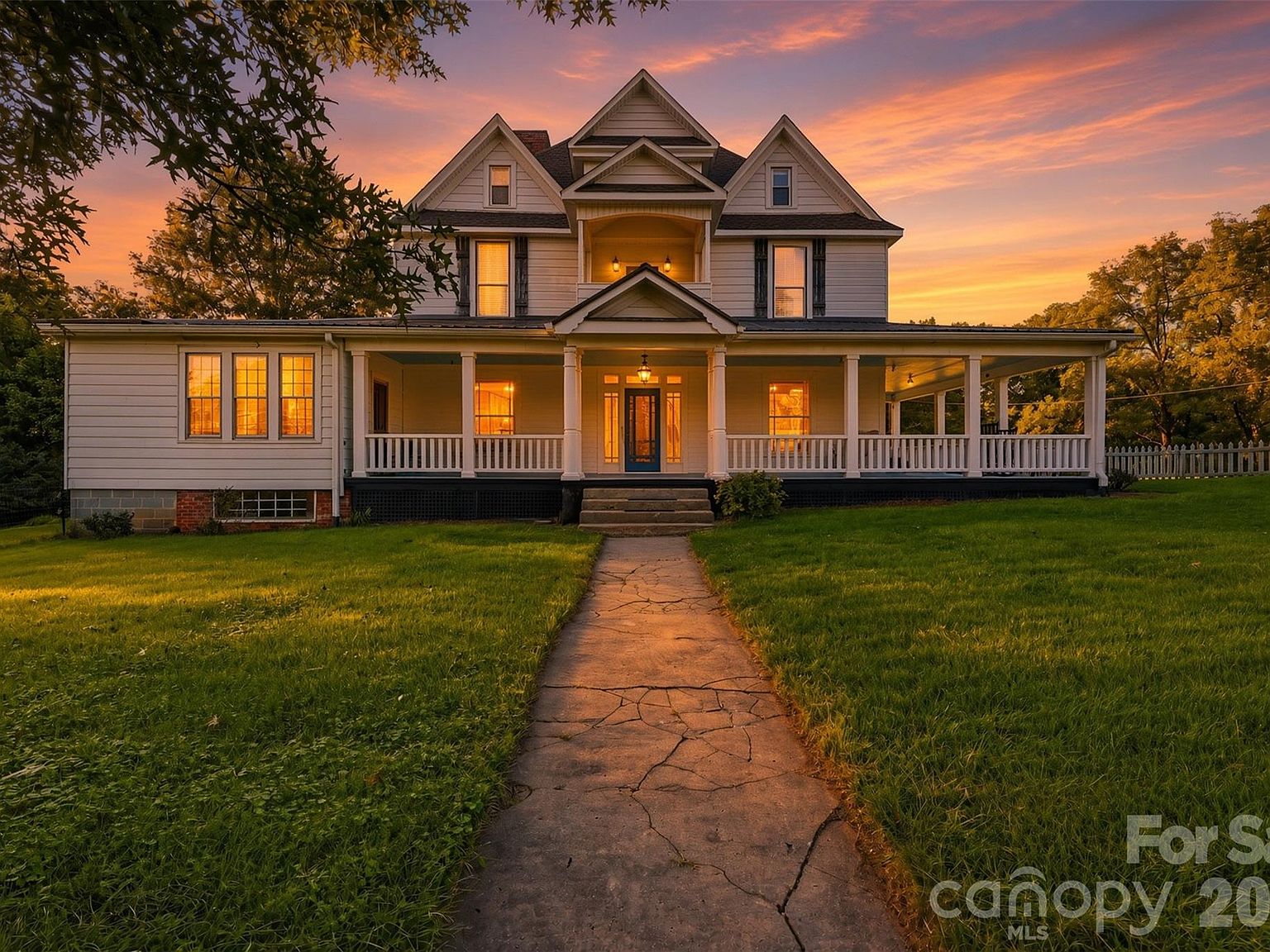 2386 Liledoun Rd, Taylorsville, NC 28681