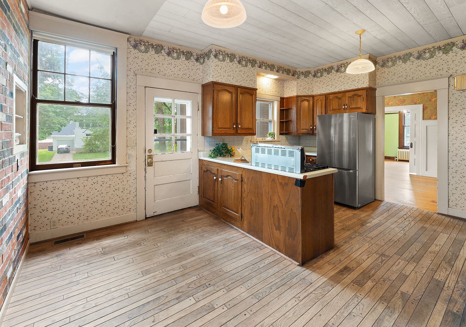 321 Park Ave E, Princeton, IL 61356