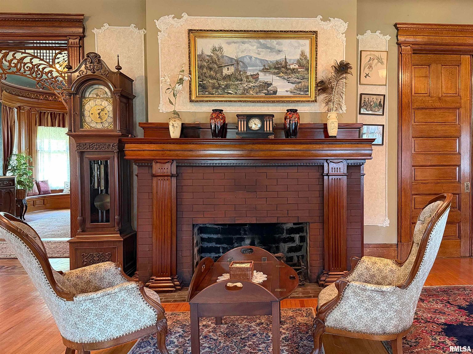 559 N Chambers St, Galesburg, IL 61401