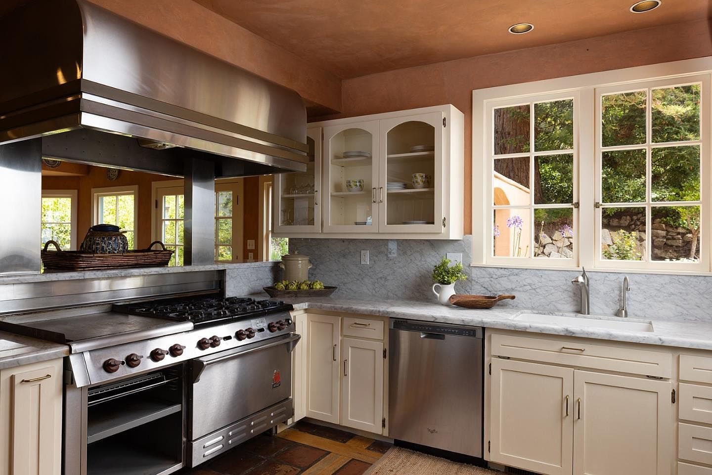 228 Lower Walden Rd, Carmel, CA 93923