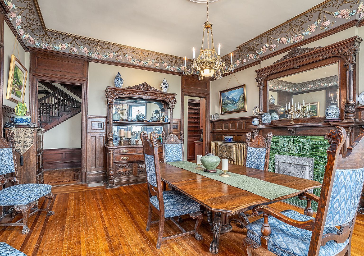412 W 6th St, Davenport, IA 52803