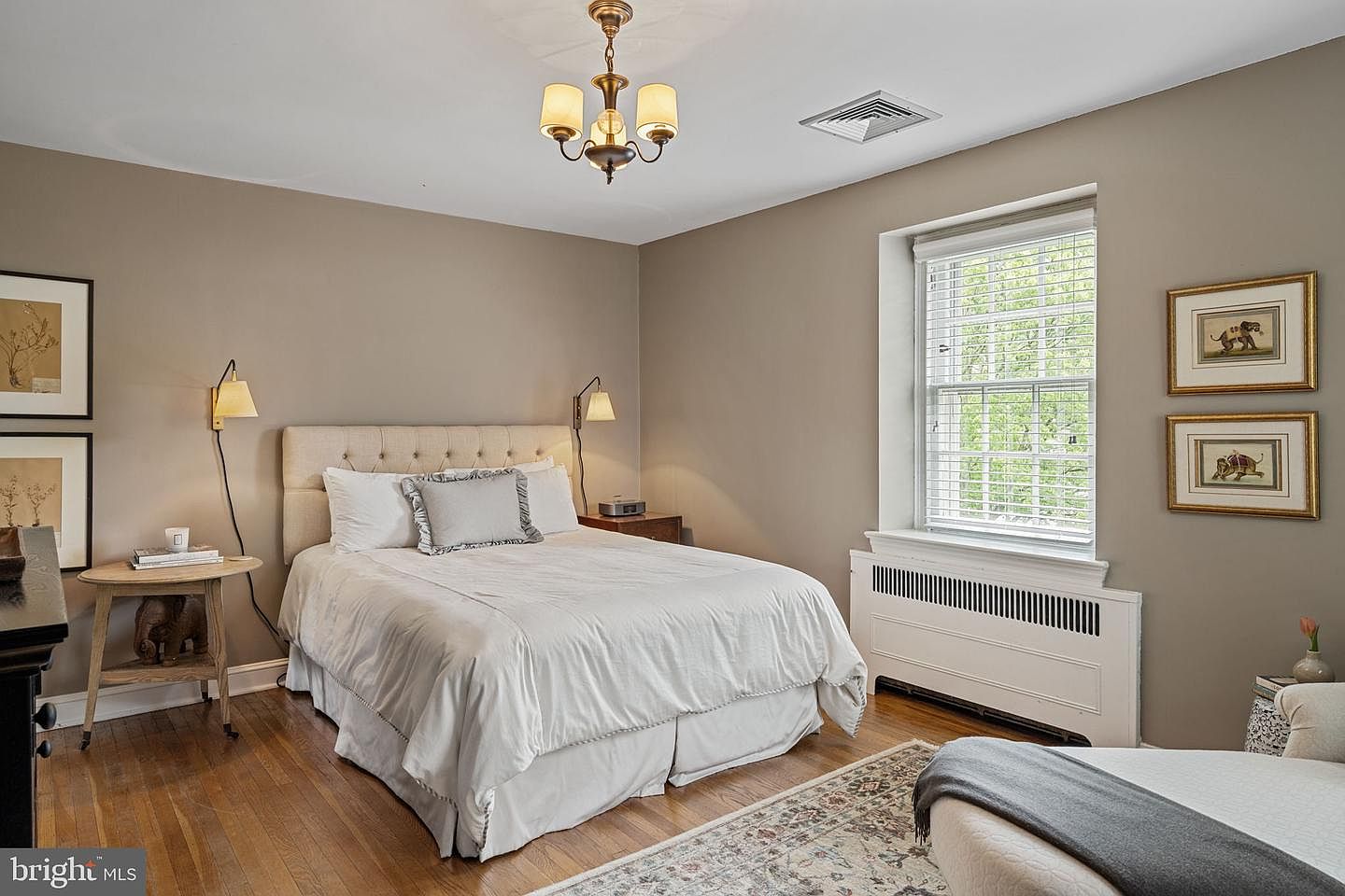 7901 Cobden Rd, Glenside, PA 19038