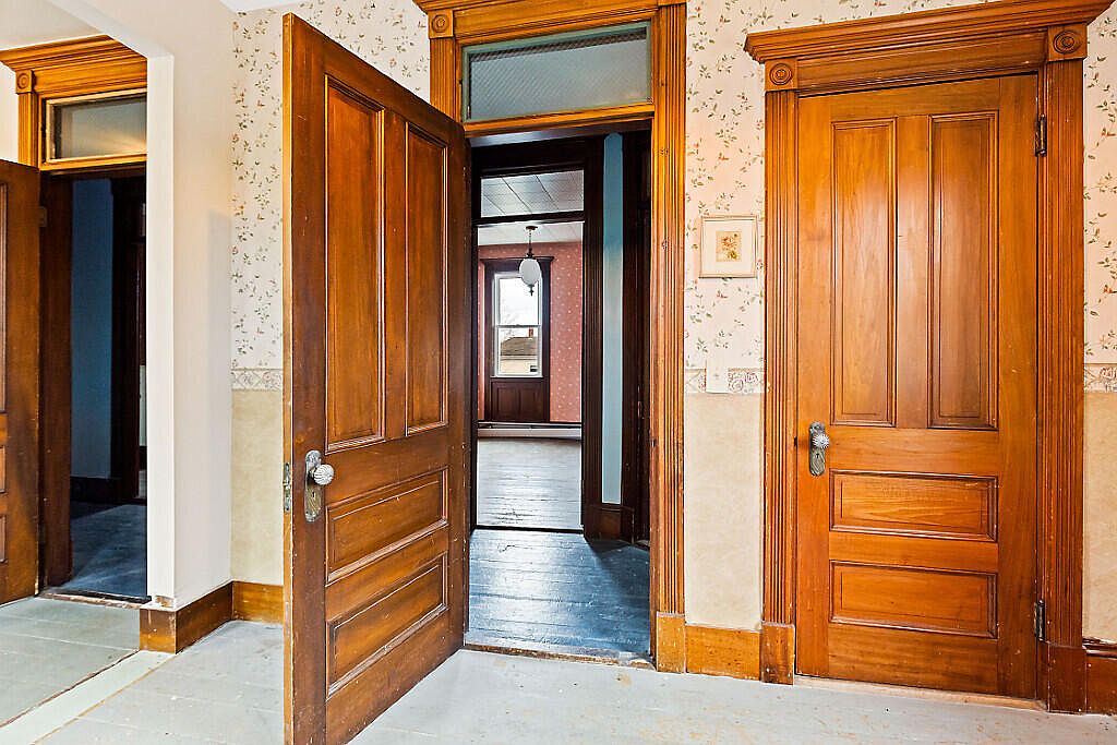1135 E Pittston Road, Pittston, ME 04345