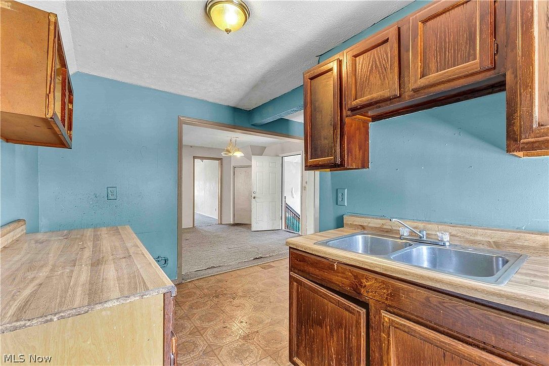 416 Washington Ave, Lorain, OH 44052