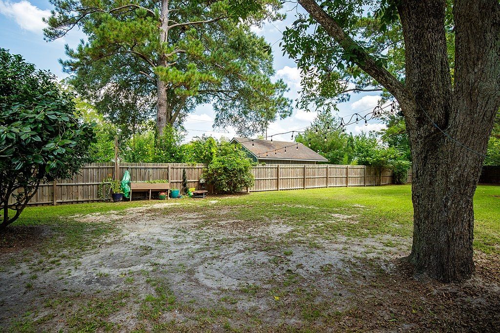 016-401-n-jackson-st-nashville-ga-31639