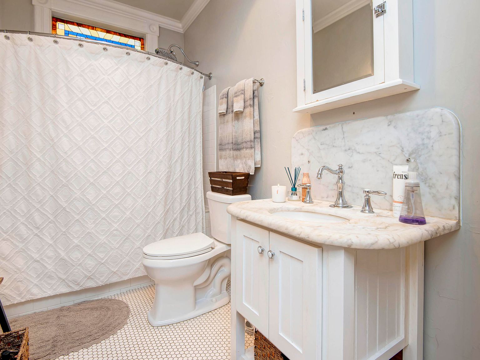 1435 E Walnut Street, Springfield, MO 65802