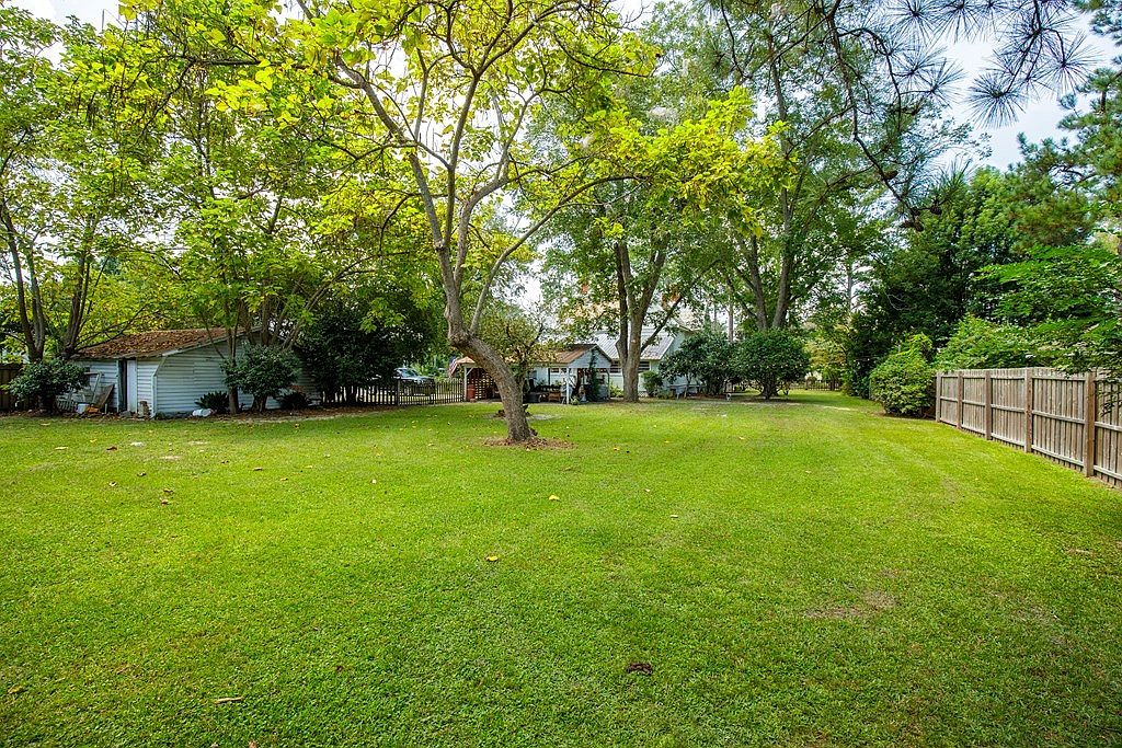 019-401-n-jackson-st-nashville-ga-31639