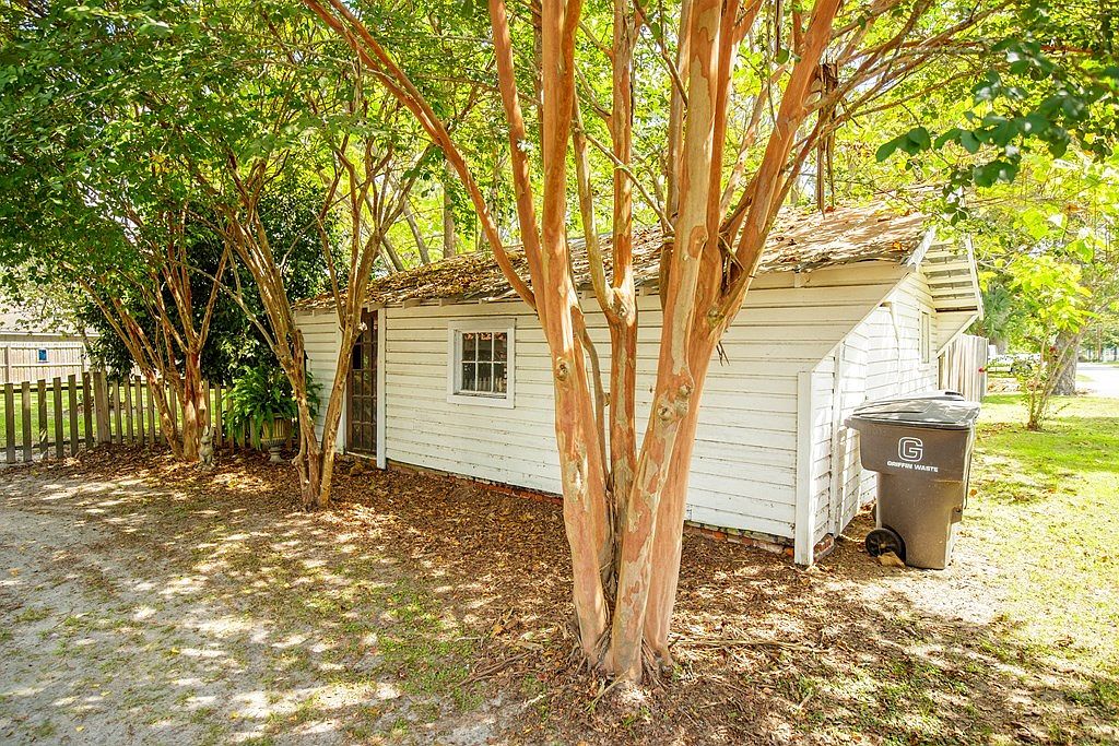 020-401-n-jackson-st-nashville-ga-31639