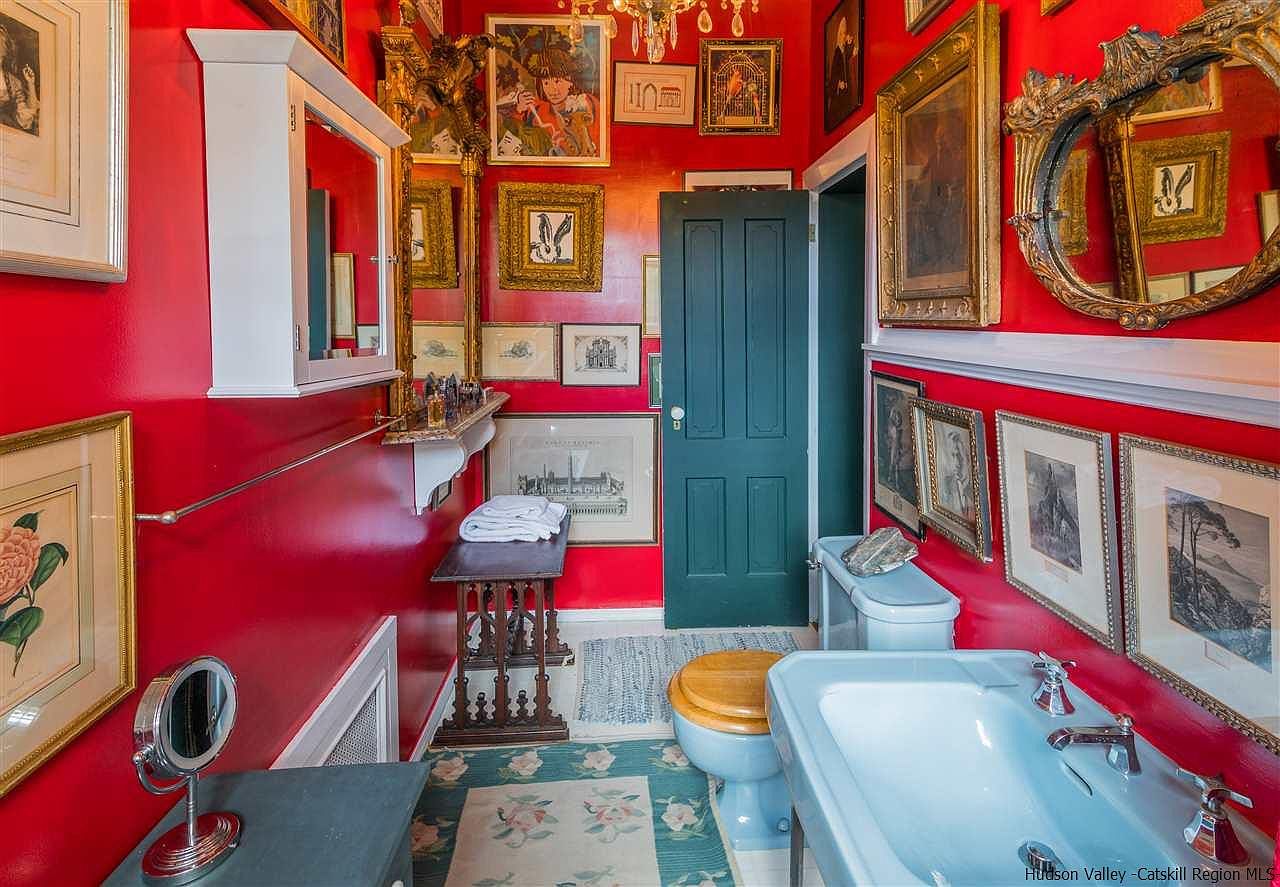 132 Lindsley Ave, Kingston, NY 12401