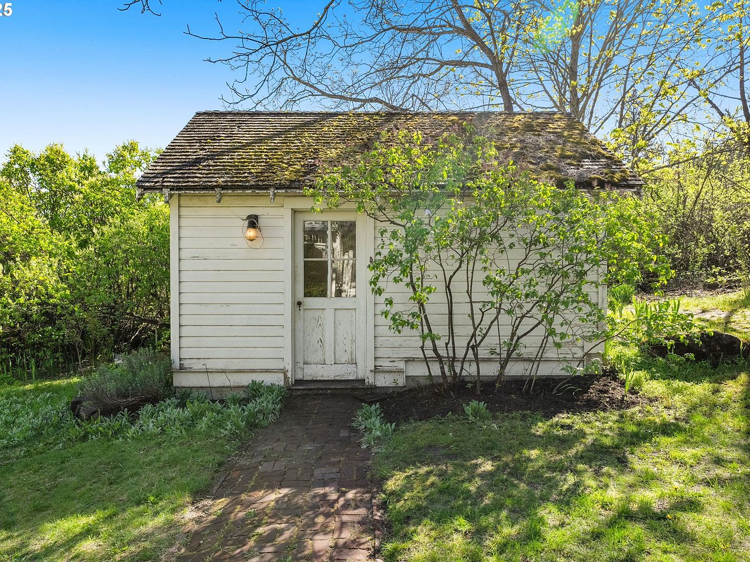 704 3rd Ave, Mosier, OR 97040