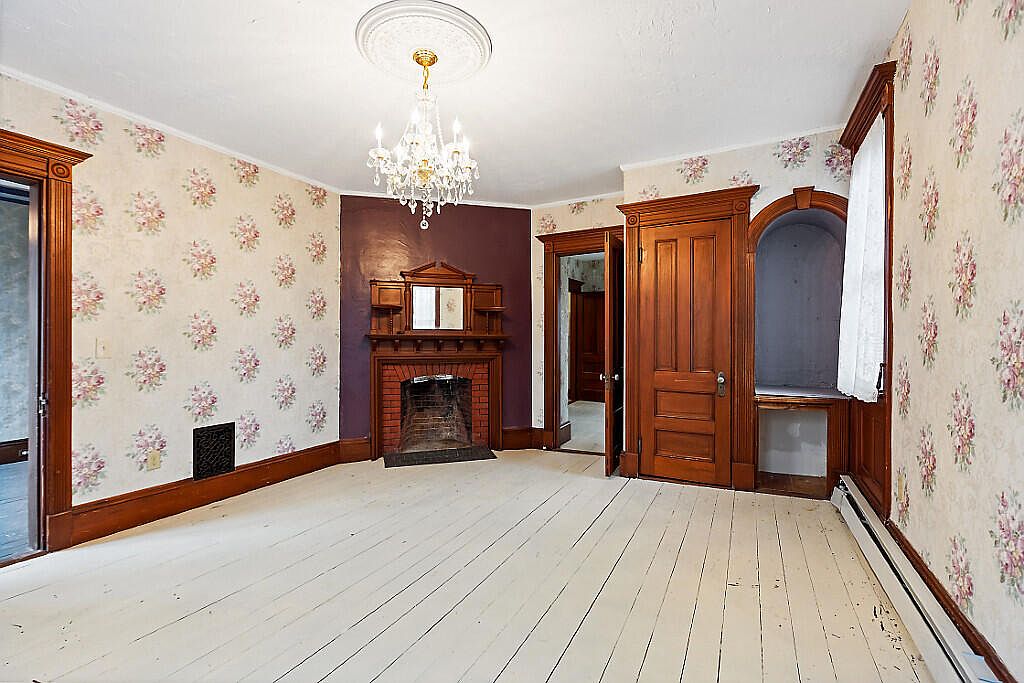 1135 E Pittston Road, Pittston, ME 04345