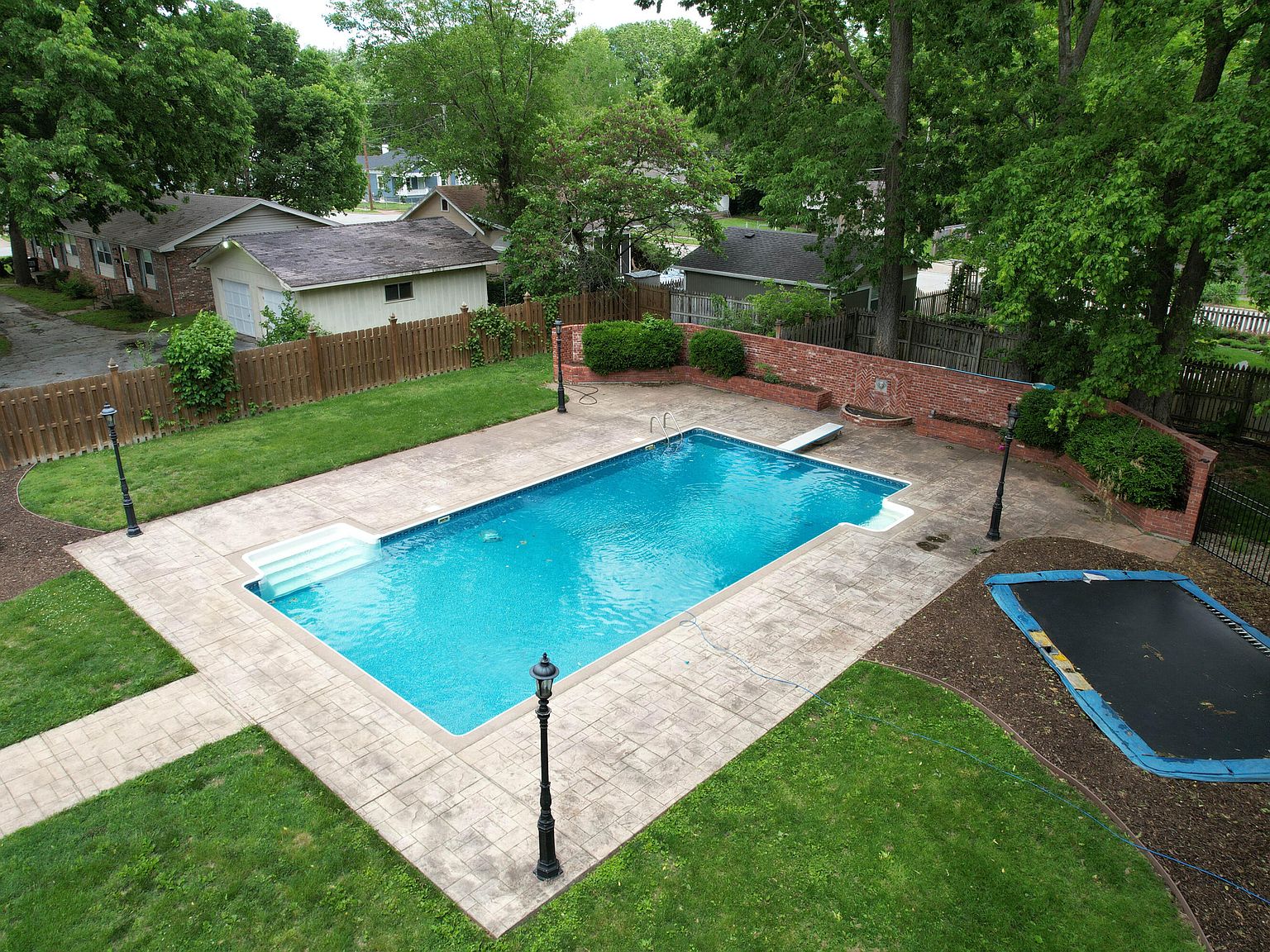 031-1435-e-walnut-street-springfield-mo-65802
