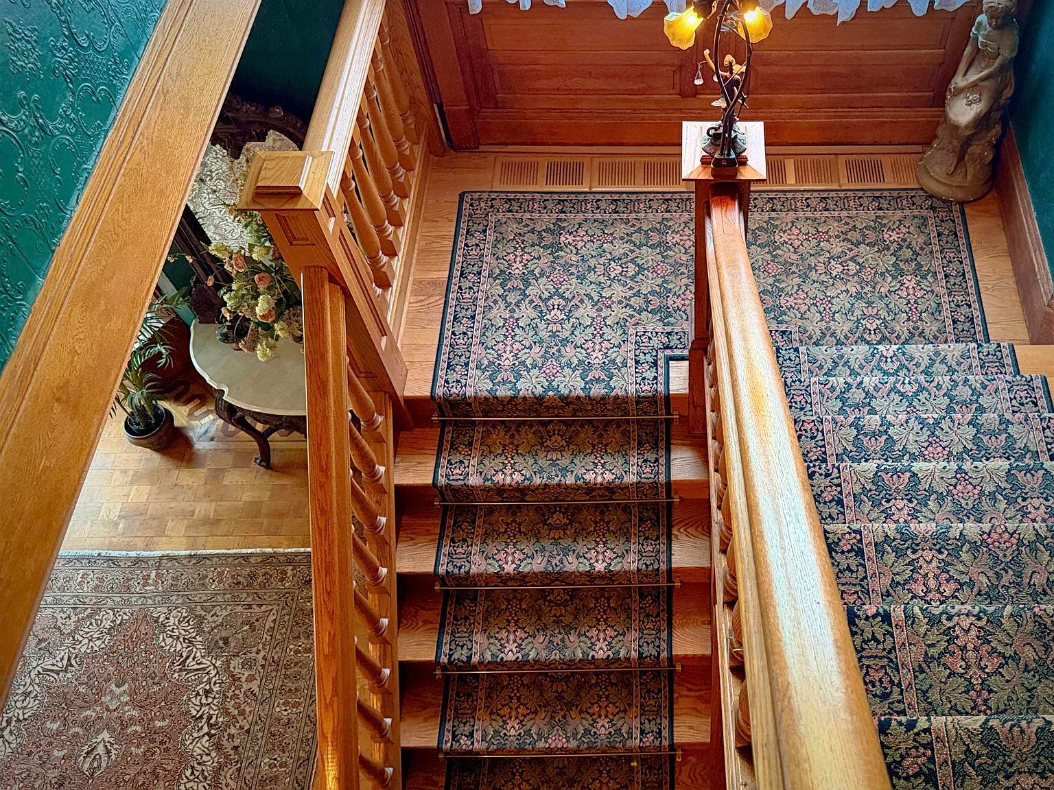 559 N Chambers St, Galesburg, IL 61401
