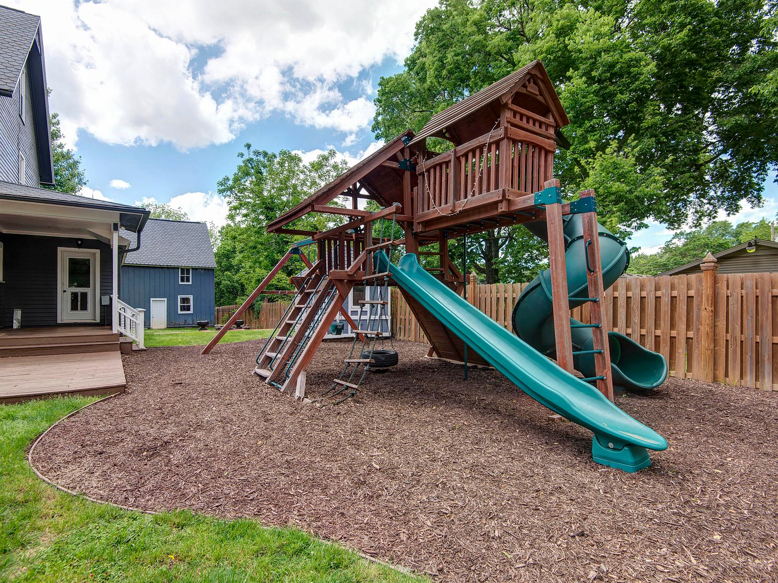 033-1435-e-walnut-street-springfield-mo-65802