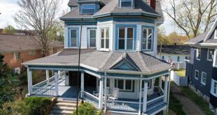 126 E 4th St, Mount Carmel, IL 62863