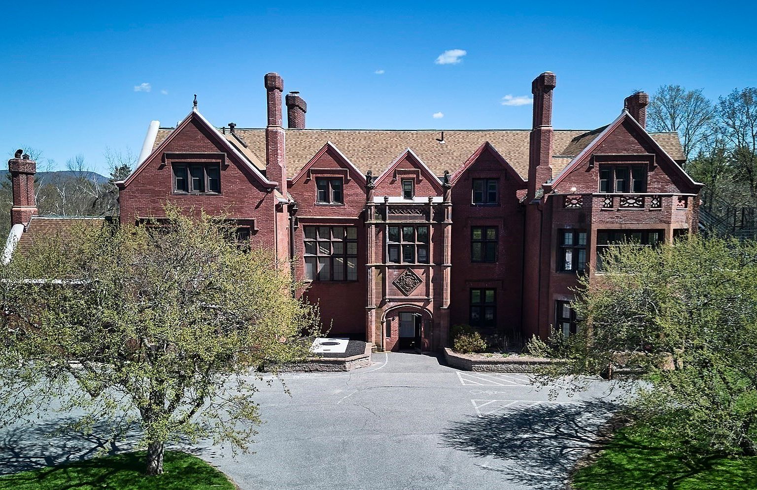 349 Old Stockbridge Rd, Lenox, MA 01240
