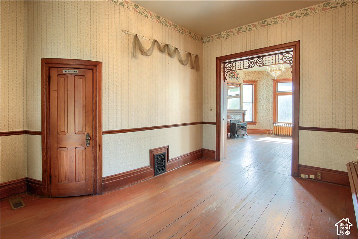 1417 S Washington Blvd E, Ogden, UT 84404